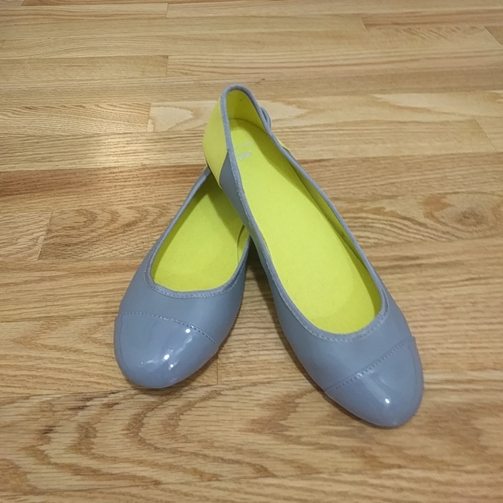 Gap  Gray Ballet Flats
